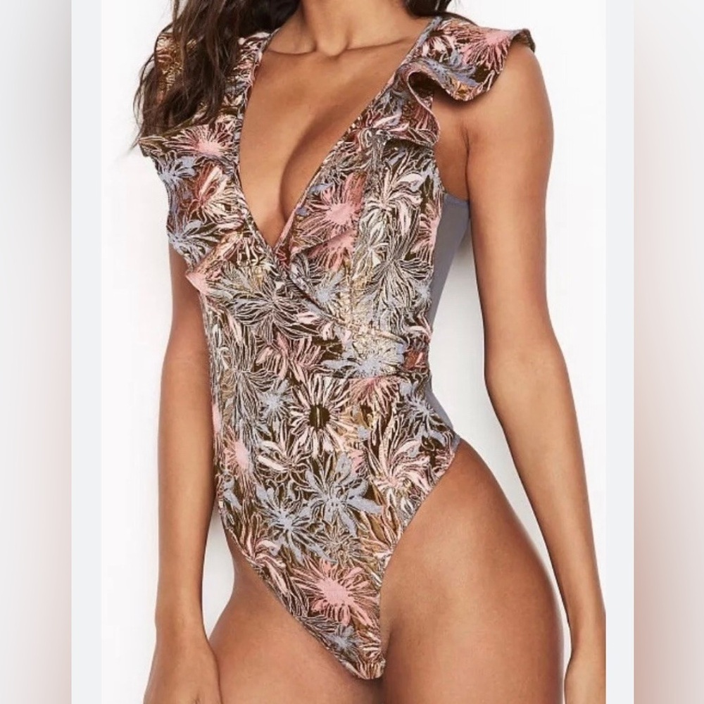 Victoria's Secret Dream Angels Brocade Metallic Ruffled Bodysuit